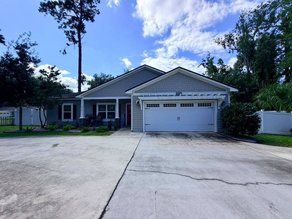 3206 Oak Bluff Ln - Photo 2 of 29