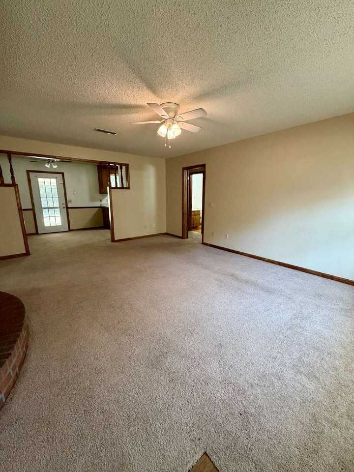 792 Old Newton Rd - Photo 7 of 23