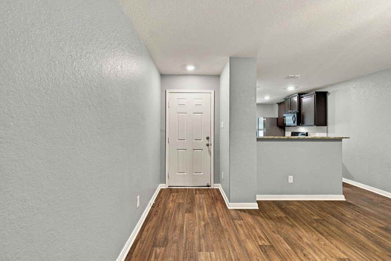 11641 Claudette St - Photo 6 of 42