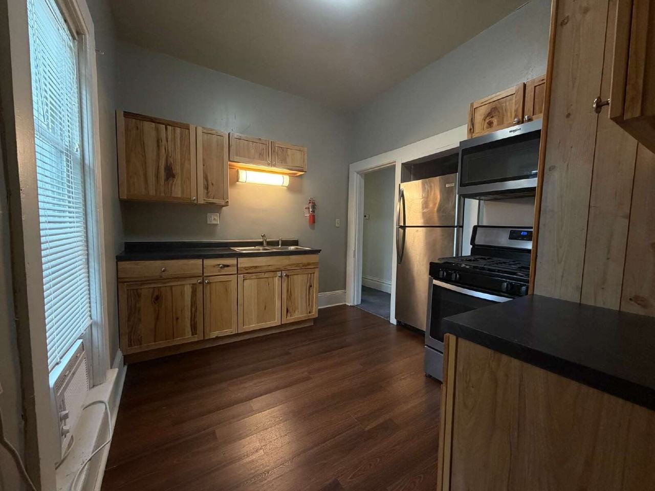 211 Fulton St #2 - Photo 4 of 16