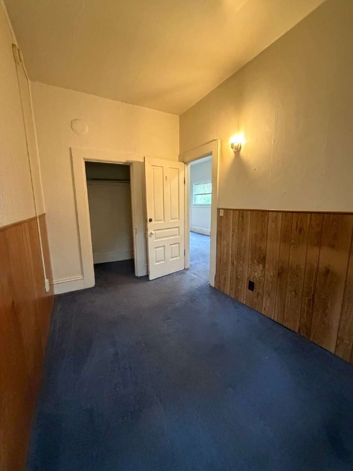 211 Fulton St #2 - Photo 6 of 16