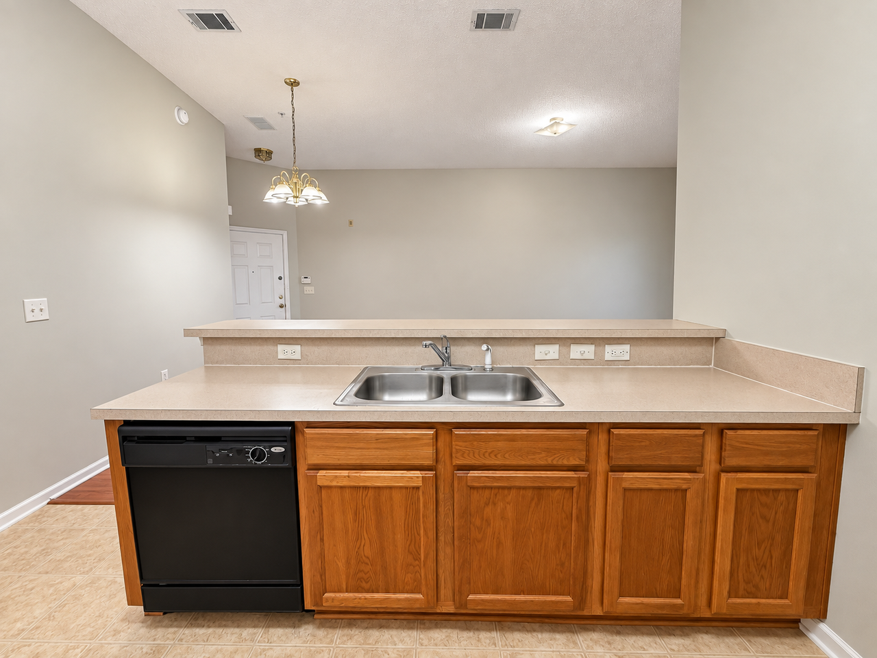 5101 Playpen Dr #5 - Photo 4 of 11