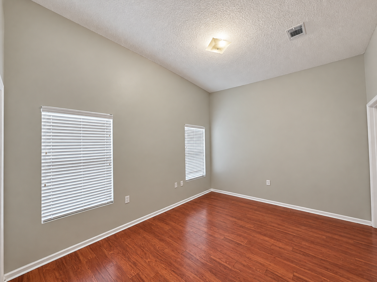 5101 Playpen Dr #5 - Photo 7 of 11