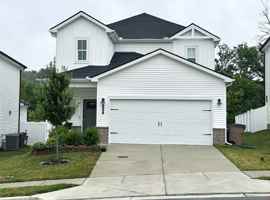 featured image of 4421 Skyridge Dr