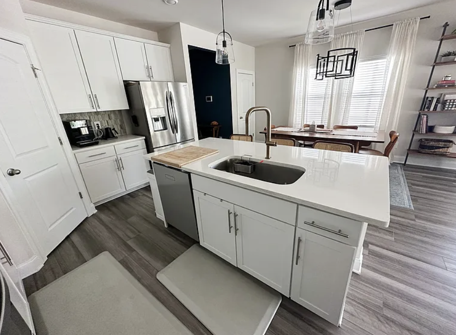 4421 Skyridge Dr - Photo 6 of 48