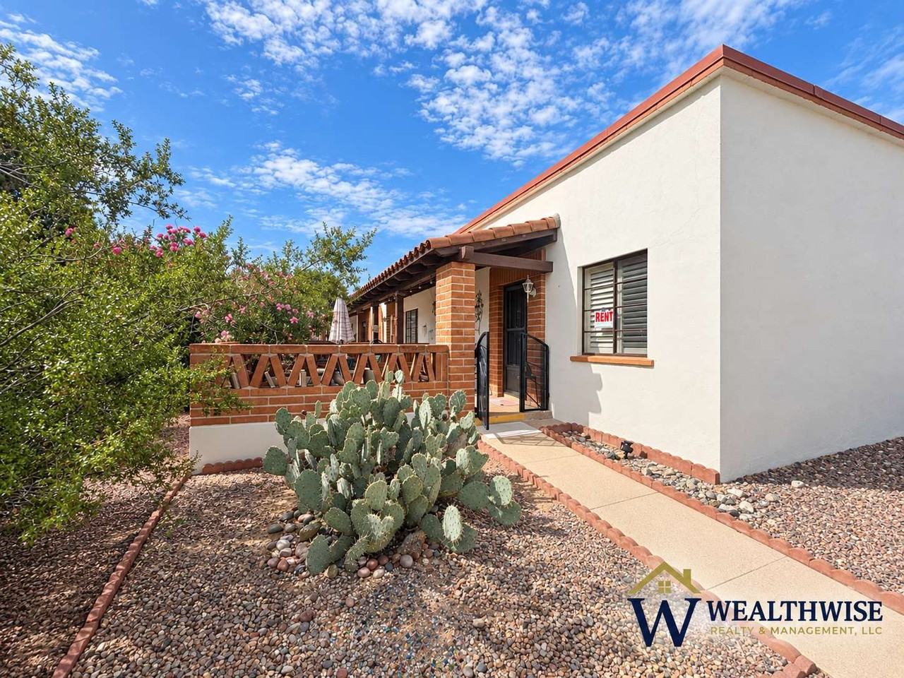 302 S Paseo Cerro Unit D - Photo 3 of 28
