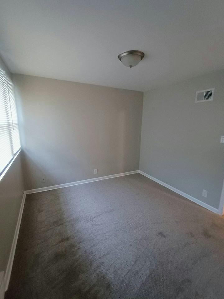 3437-3439 N 83rd St, Unit 3439 - Photo 5 of 13