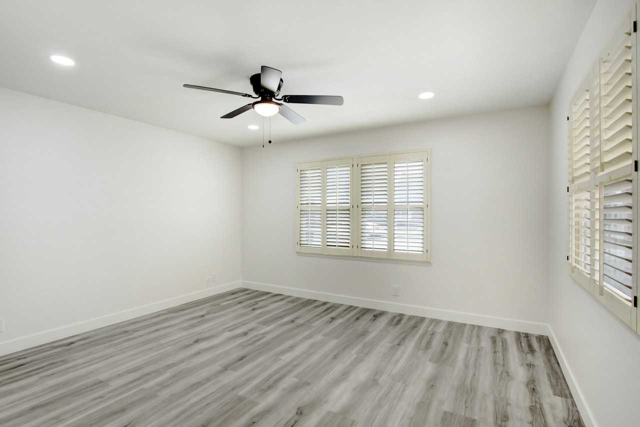 1745 North Holbrook Street - Photo 6 of 14