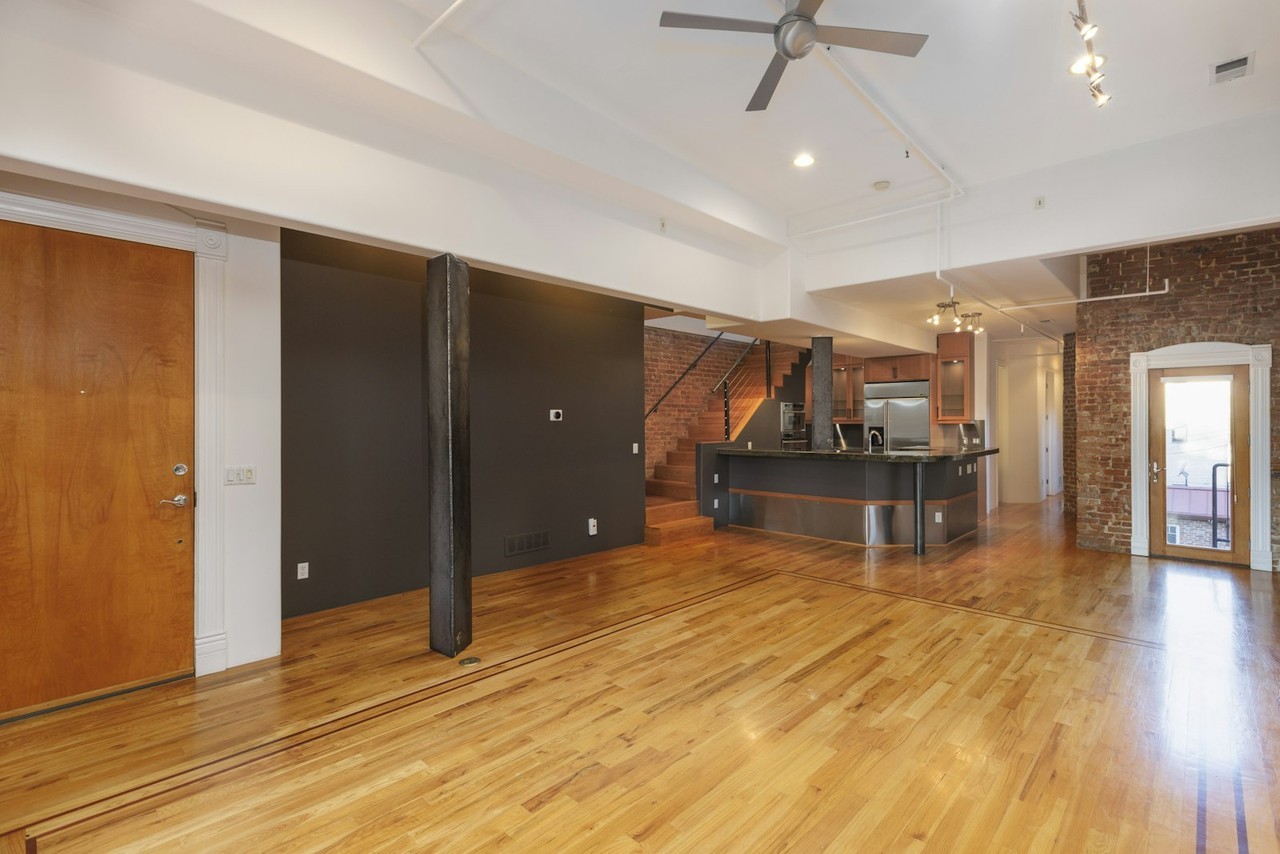 2445 North Clarkson street - Photo 3 of 33