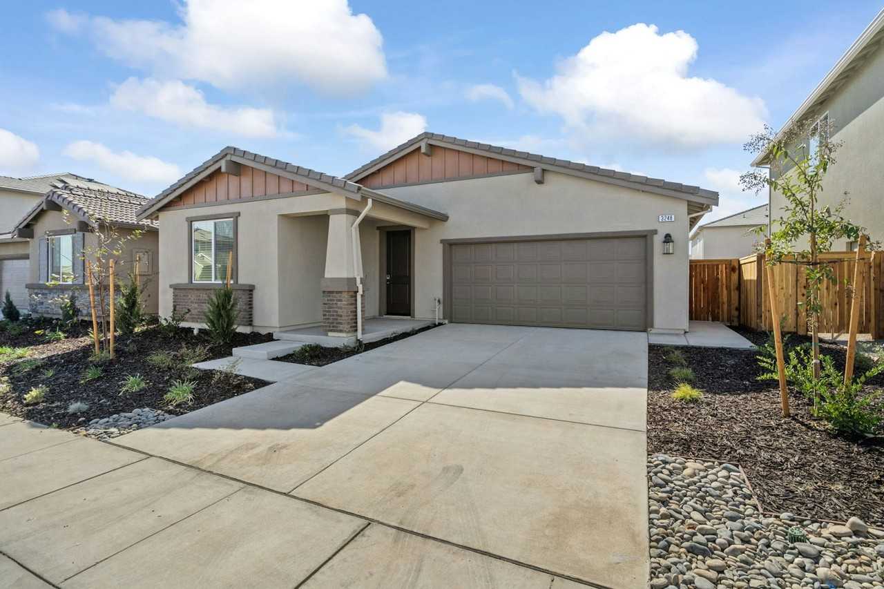 3248 Bear Oak Street - Photo 4 of 33