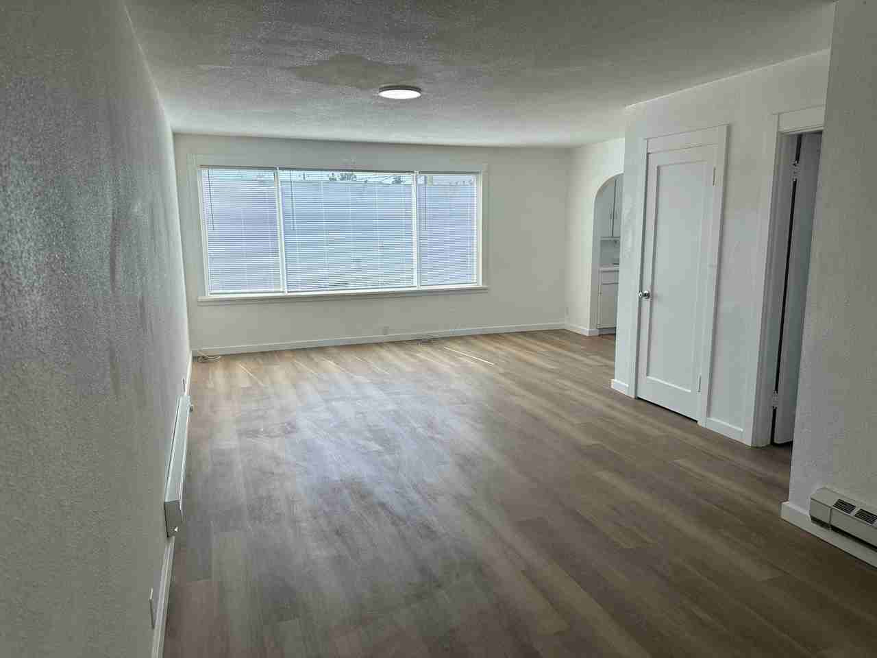 216 Division Avenue West, Unit B - Photo 2 of 14