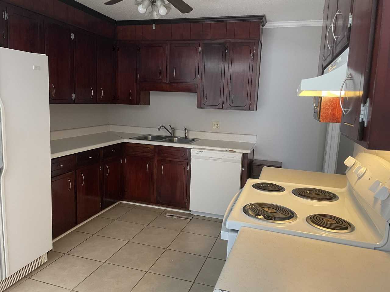 20 Leann Ct Nw - Photo 3 of 18