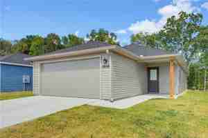 featured image of 3258 S Bayou Aly