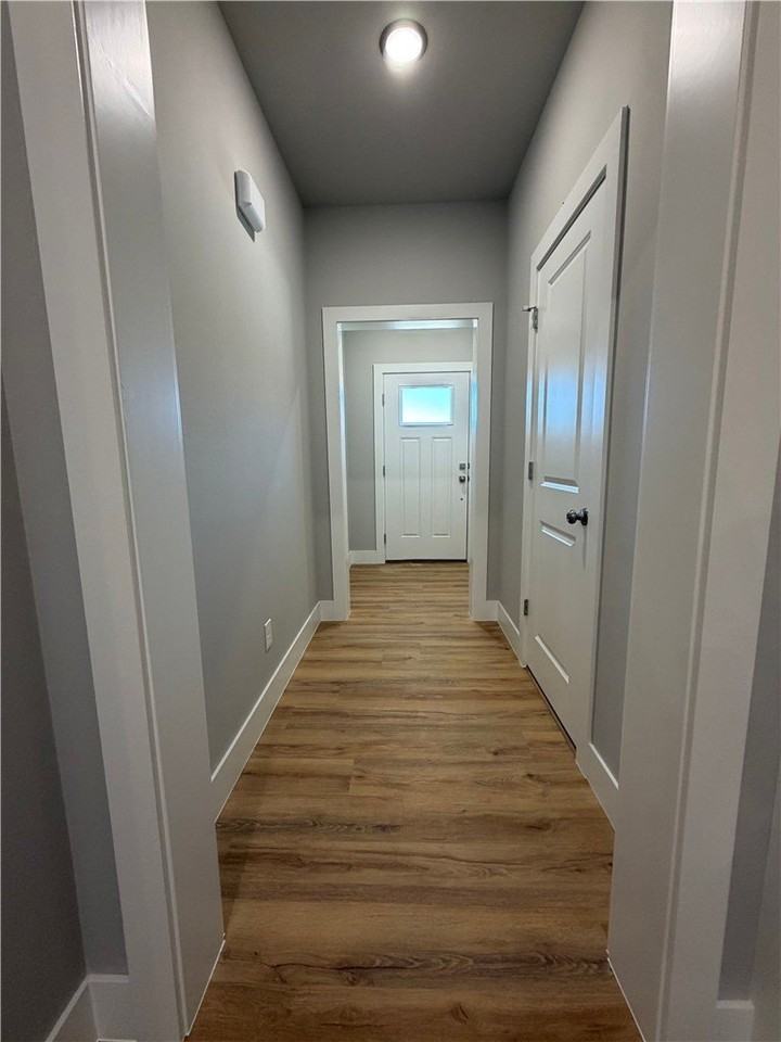 1036 Seaborn Way - Photo 5 of 17