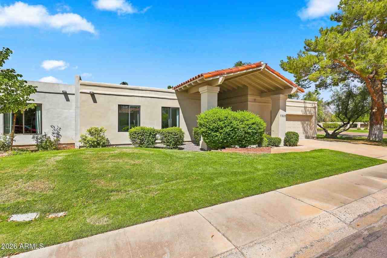 7330 E Las Palmaritas Dr - Photo 3 of 50