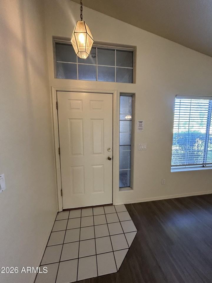 51 N Del Pueblo Pl - Photo 3 of 47