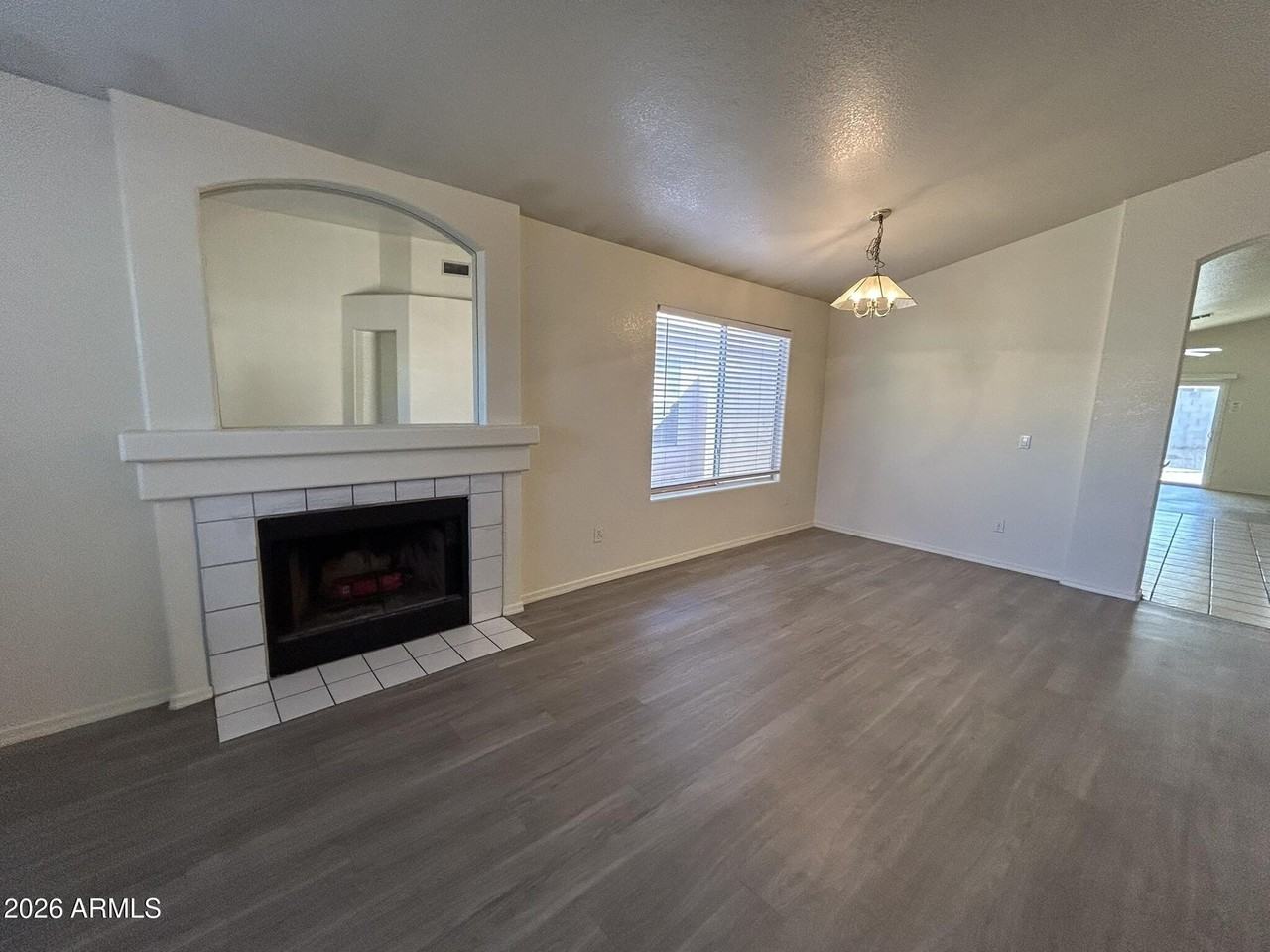 51 N Del Pueblo Pl - Photo 5 of 47