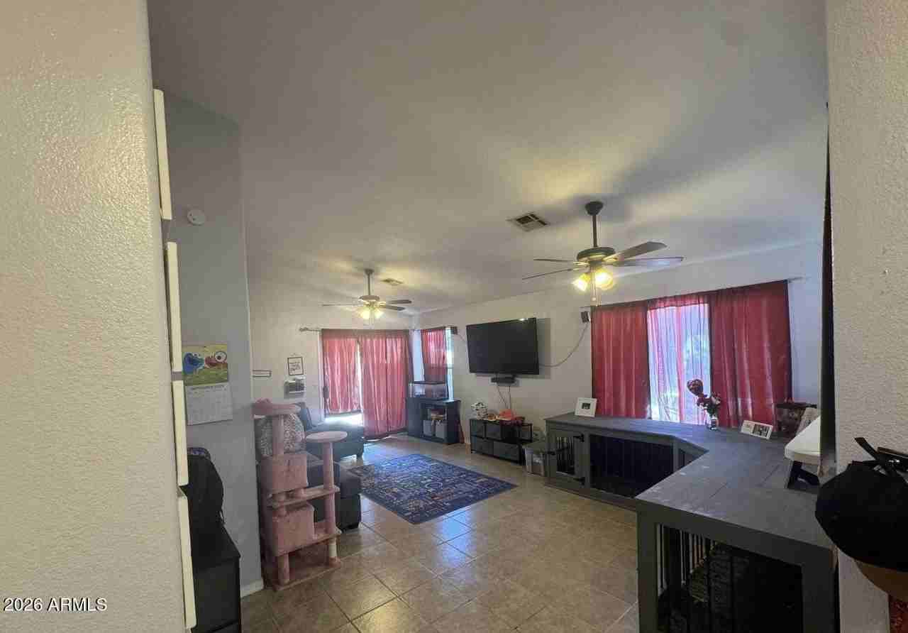 11924 N 74th Ln - Photo 3 of 7