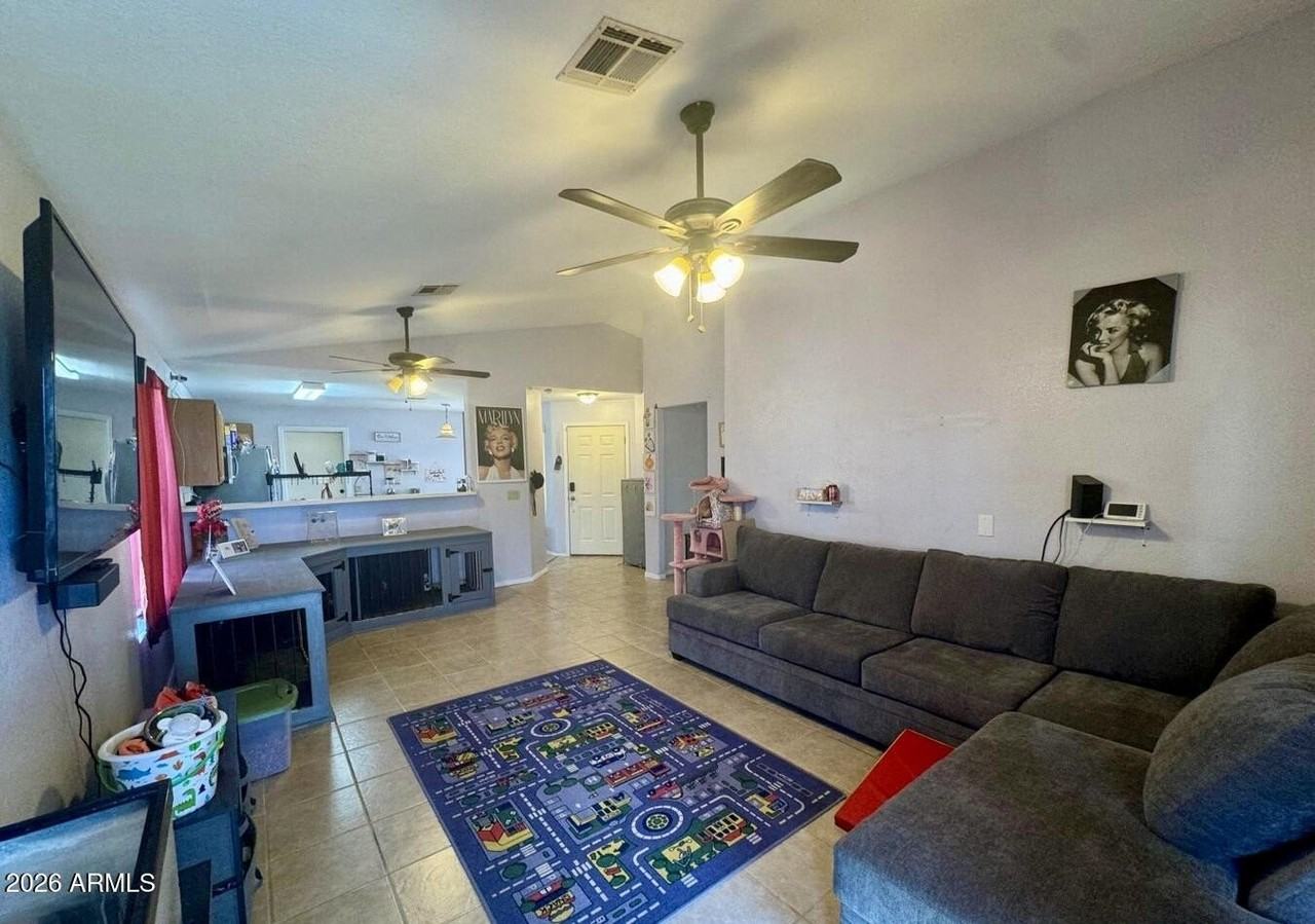 11924 N 74th Ln - Photo 6 of 7