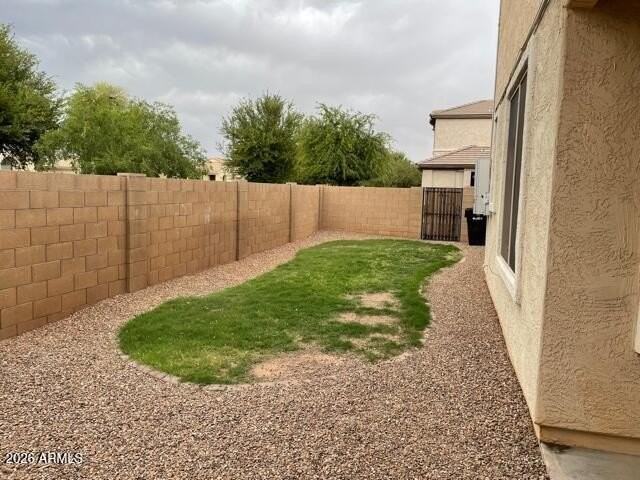 1371 S Chaparral Blvd - Photo 5 of 17