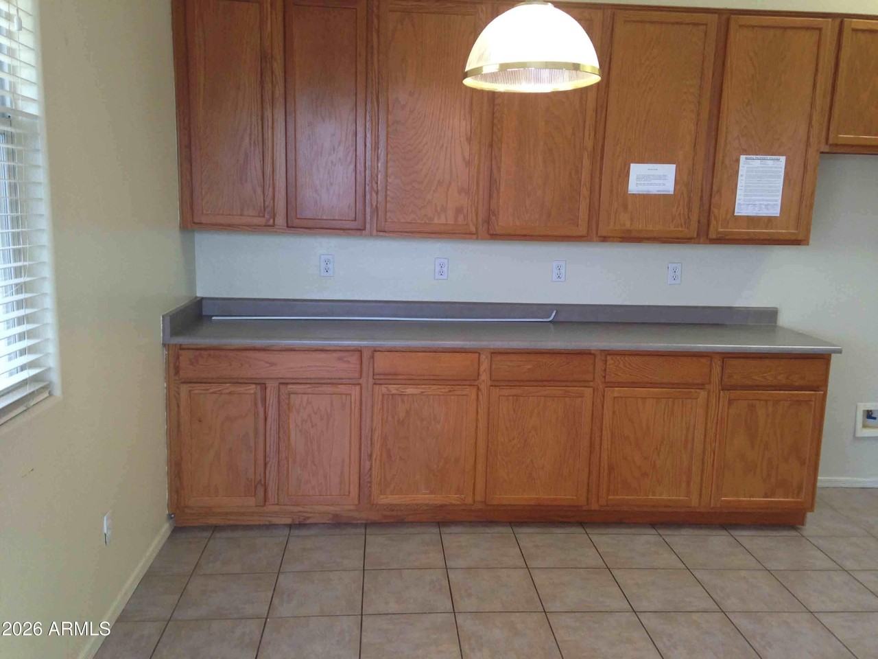 2592 E Brooks St - Photo 5 of 18