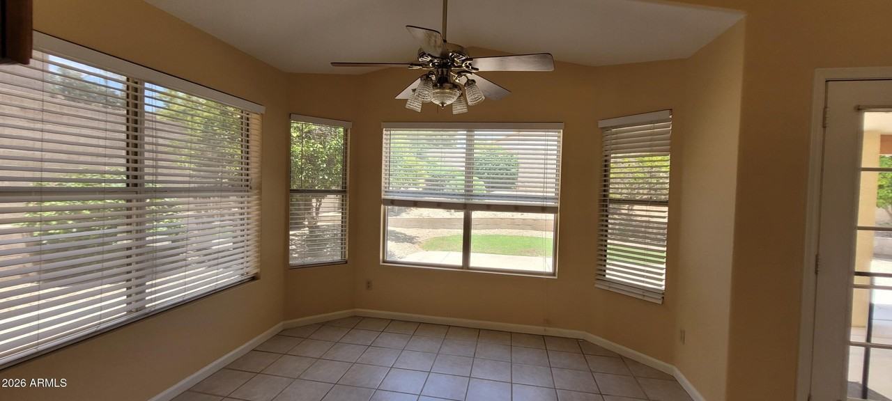 2838 E Calavar Rd - Photo 6 of 14