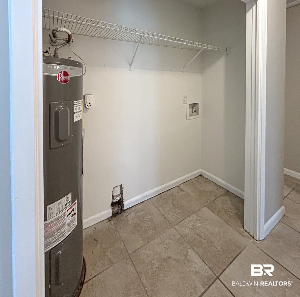 6410 Schoel Ln - Photo 5 of 9