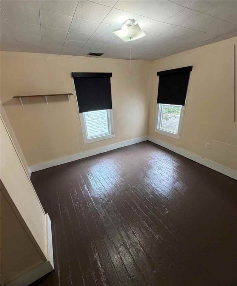 511 Spaulding St - Photo 6 of 10