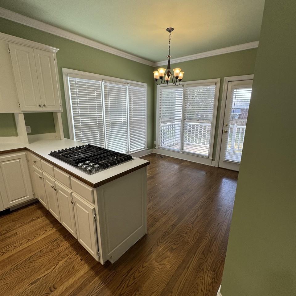 6813 Anchorage Ln #38 - Photo 5 of 24