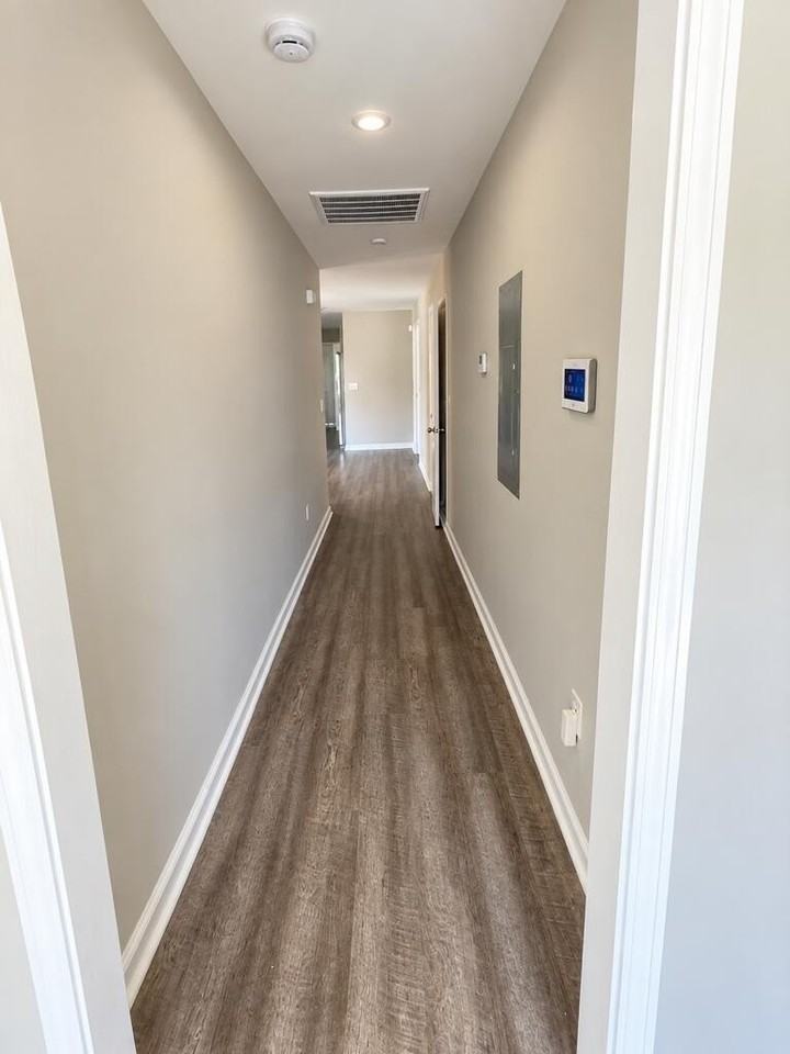 3903 7th Ave - Photo 4 of 15