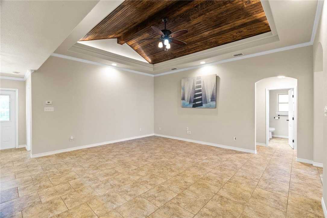 7329 Clapton Dr - Photo 5 of 25