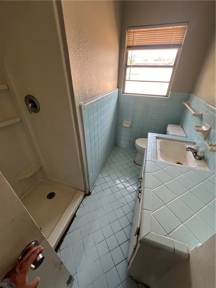 4913 Franklin Dr - Photo 4 of 11