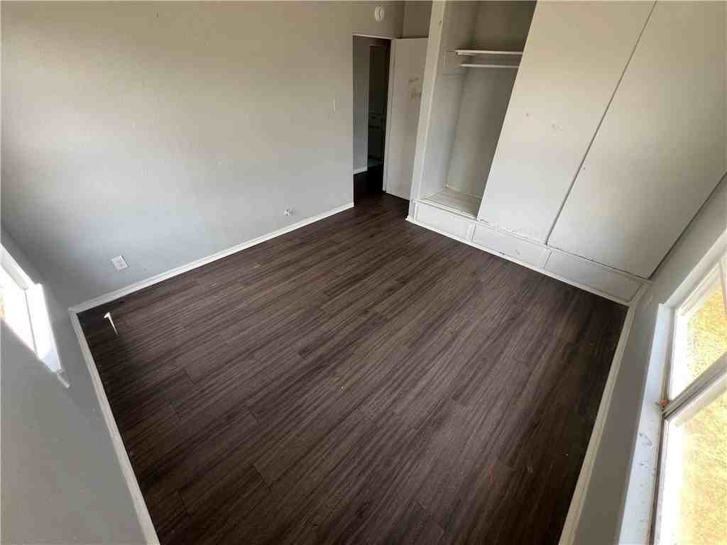 4913 Franklin Dr - Photo 6 of 11