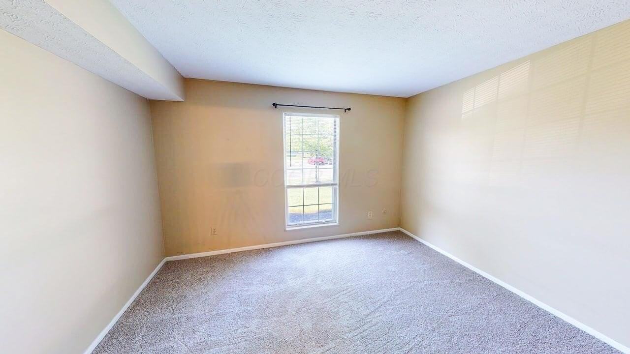 2064 Park Run Dr #C - Photo 7 of 10