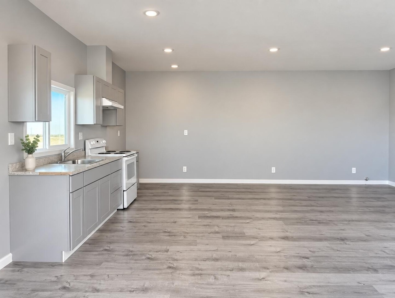 2405 Monterey Unit#2 Avenue - Photo 3 of 7