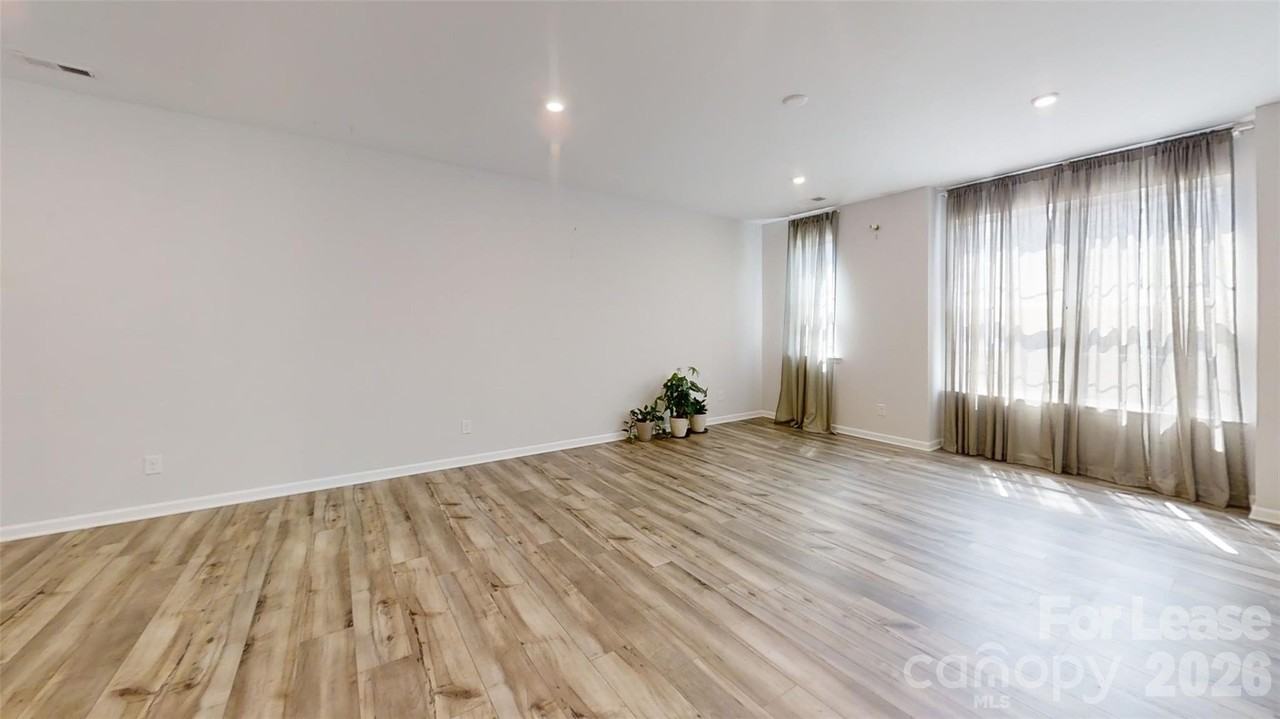 4310 Reed Creek Dr - Photo 6 of 23