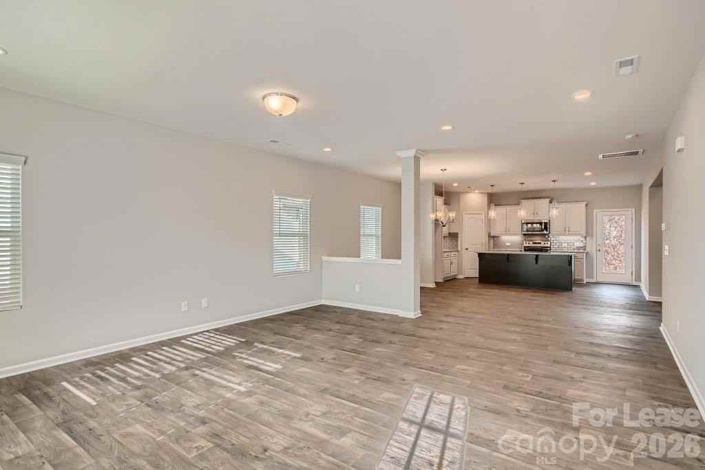 170 Fairfield Dr - Photo 3 of 28