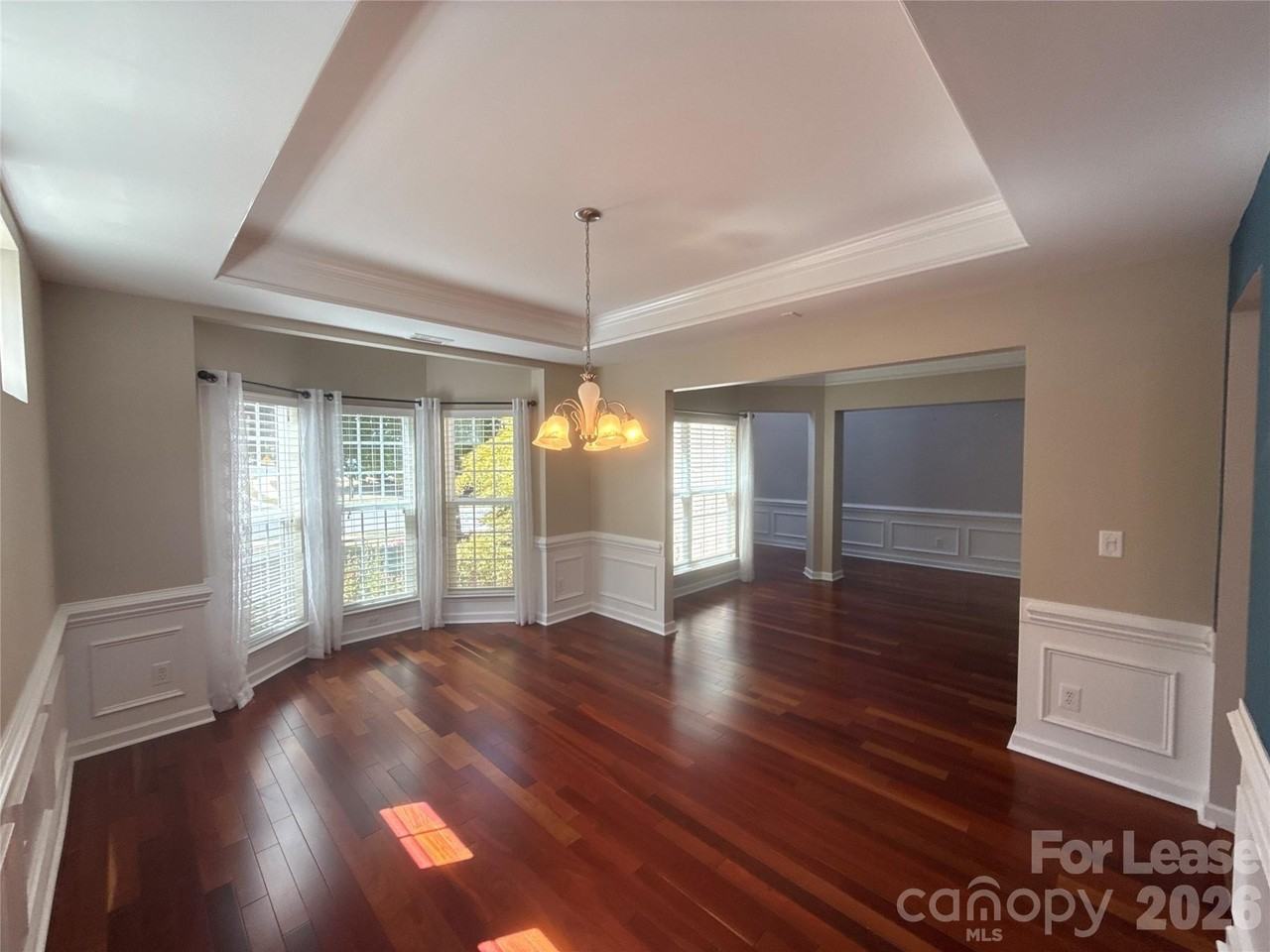 2413 Merryvale Way - Photo 3 of 21