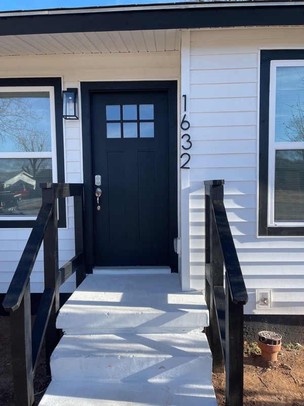 1632 Best Blvd - Photo 2 of 28