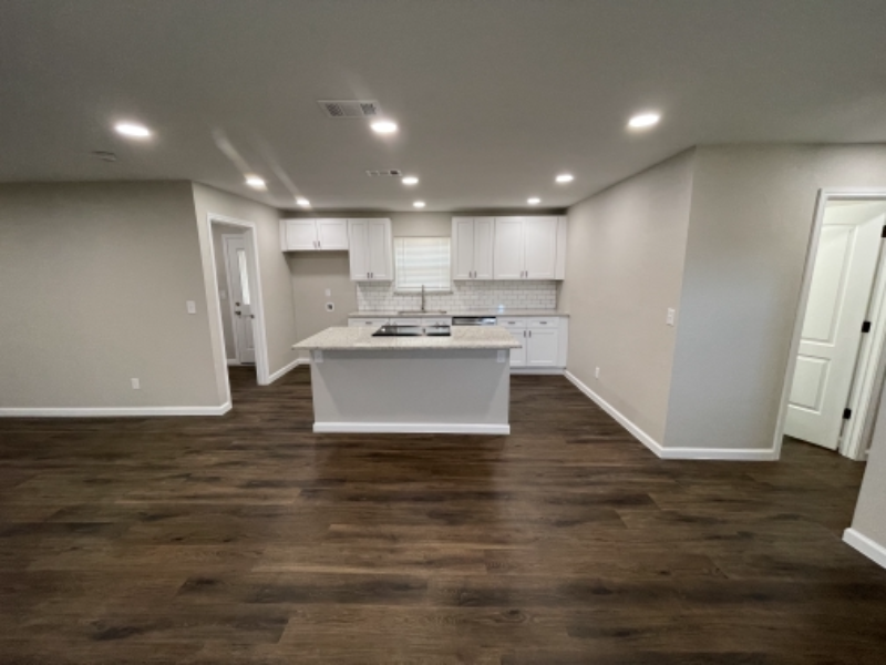 1632 Best Blvd - Photo 5 of 28