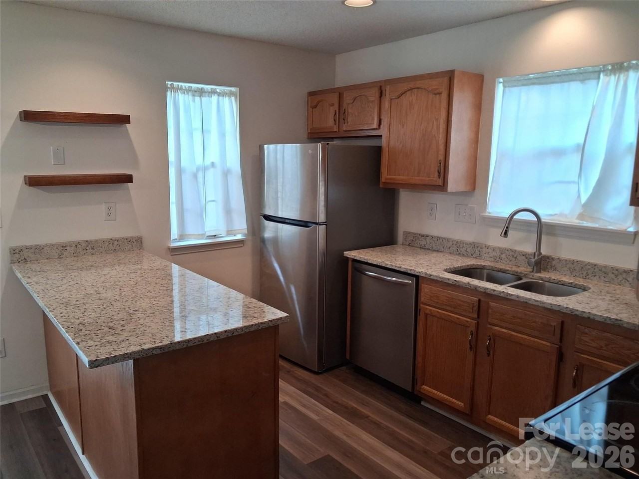 5721 Prescott Ct - Photo 4 of 12