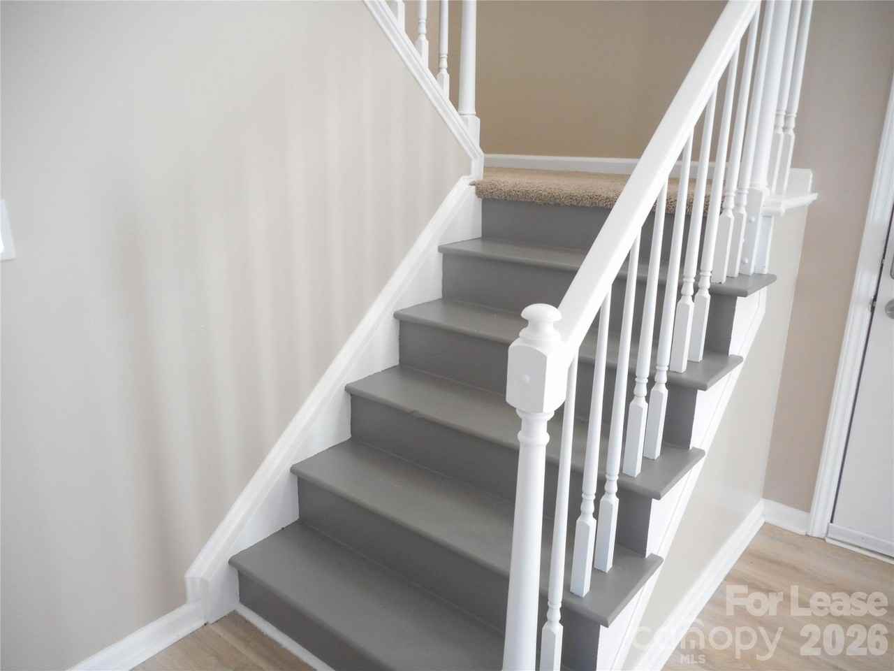 6611 Flat Creek Dr - Photo 5 of 26