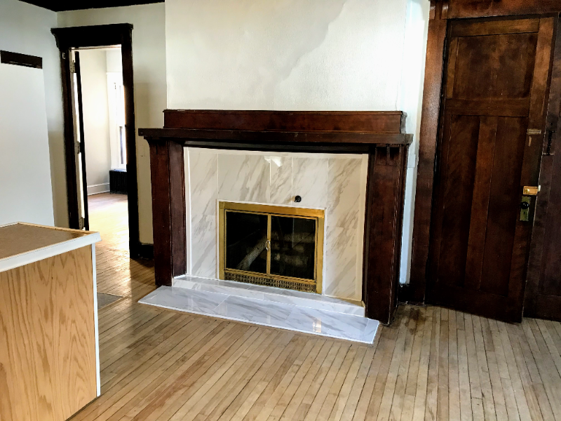 149 E Gilman St #1 - Photo 3 of 15