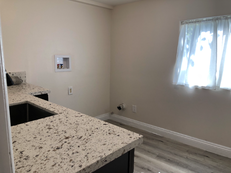 22822 Azalia Ln - Photo 7 of 15