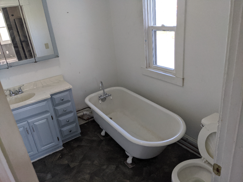 702 Worden Ave E #2 - Photo 5 of 11