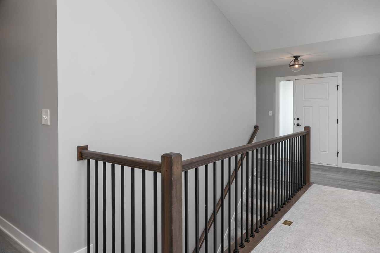 1106 Petersen Ct Nw - Photo 3 of 36