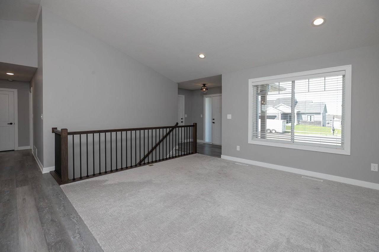 1106 Petersen Ct Nw - Photo 5 of 36