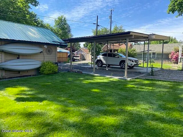 723 N Government Way - Photo 4 of 22