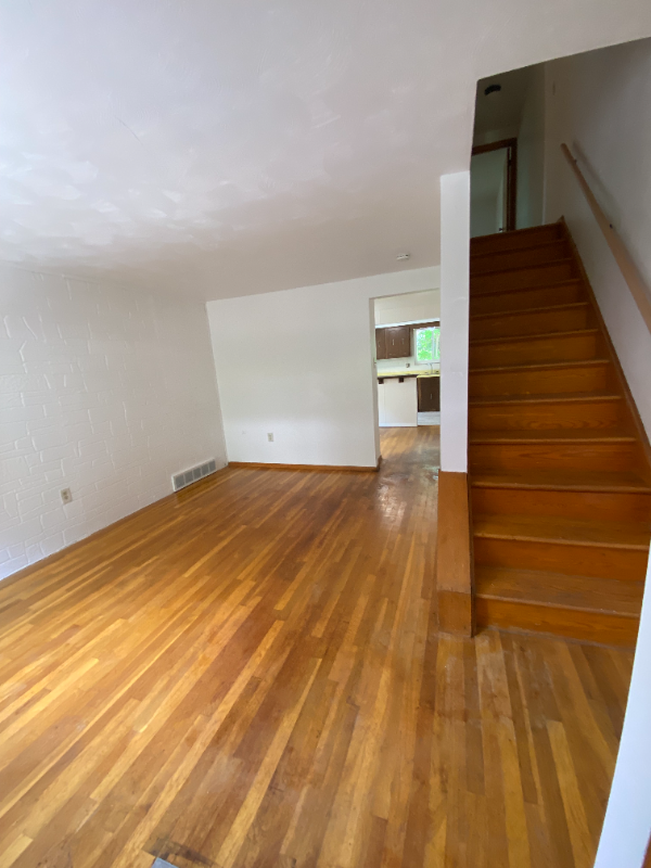 614 1st St - Photo 6 of 19