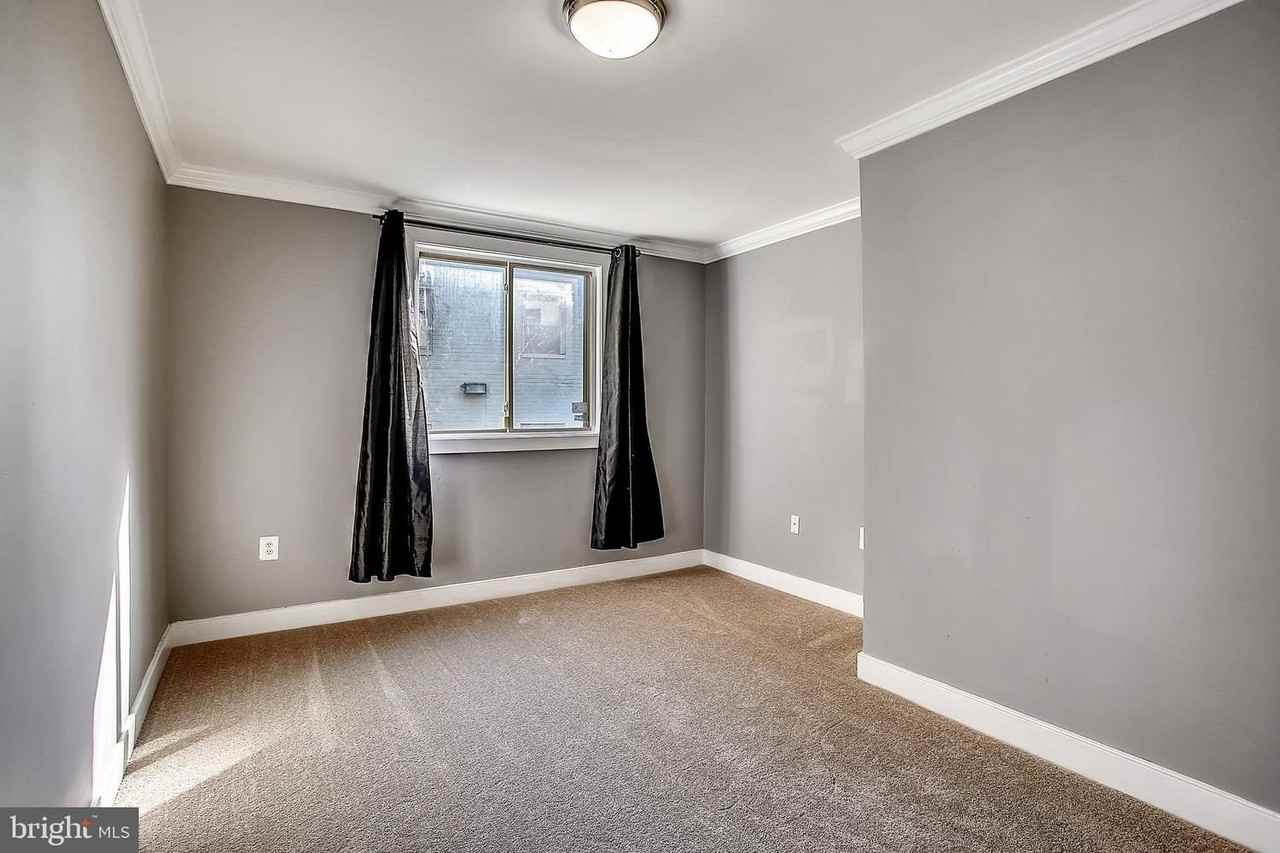 2838 Hartford St Se #201 - Photo 7 of 11